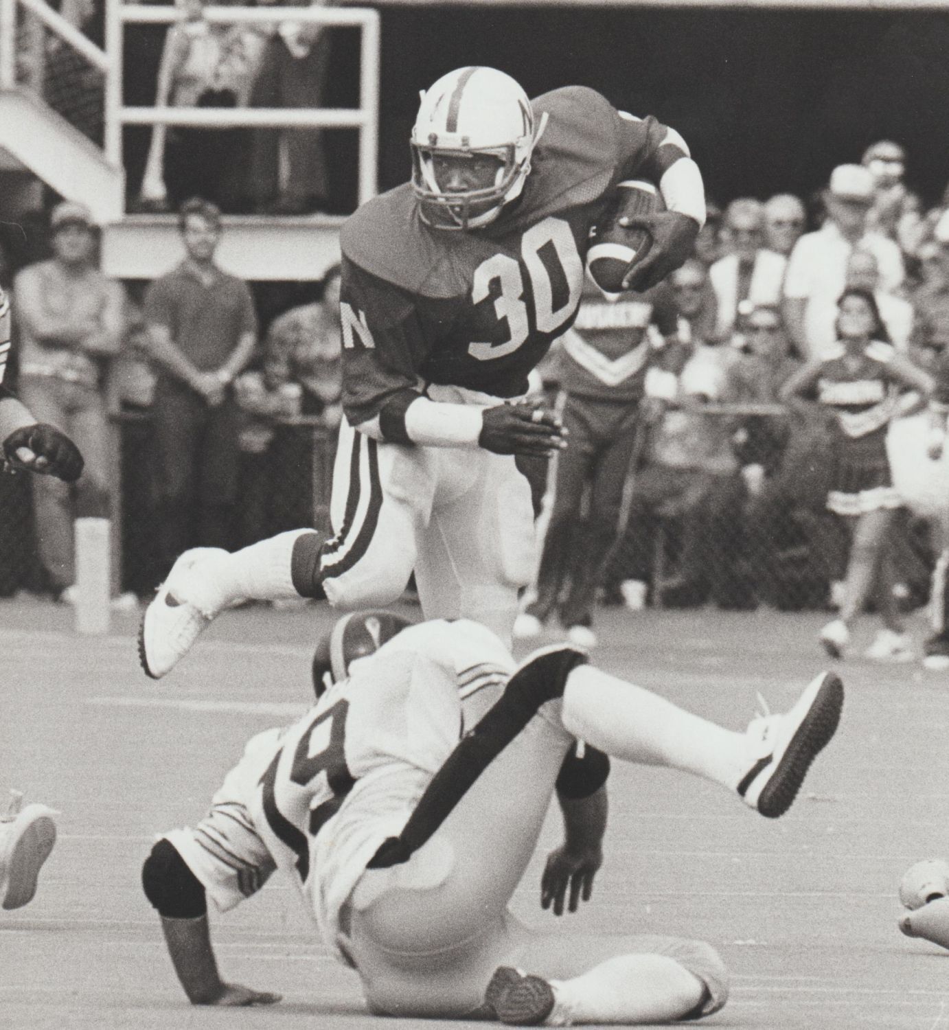 Huskers vs. Hawkeyes, 1982: Nebraska 42, Iowa 7